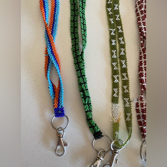 Handbeaded lanyards from South Africa - Picture 2 of 6